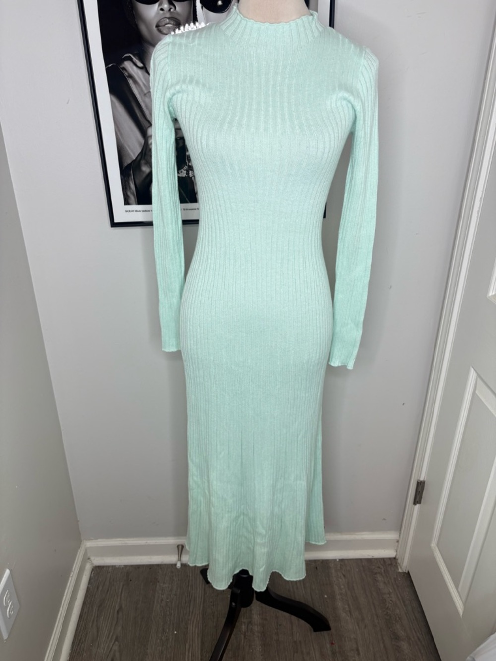 Zara Mint Ribbed Long-Sleeve Knit Midi Dress